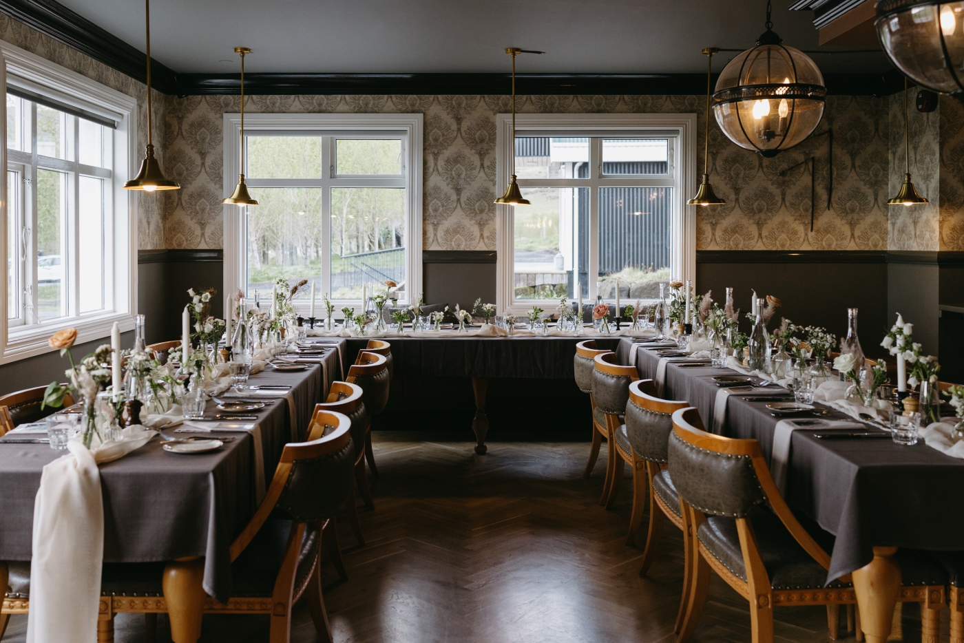 A family dinner style wedding reception at Skalakot Manor Hotel